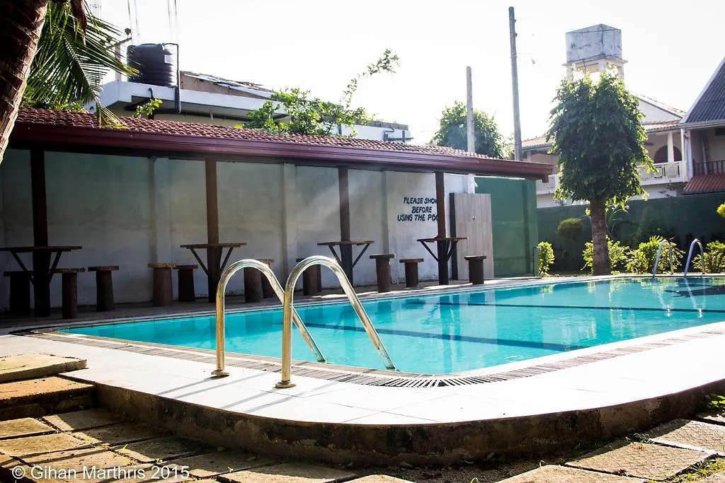 Green Village Negombo Guest house
