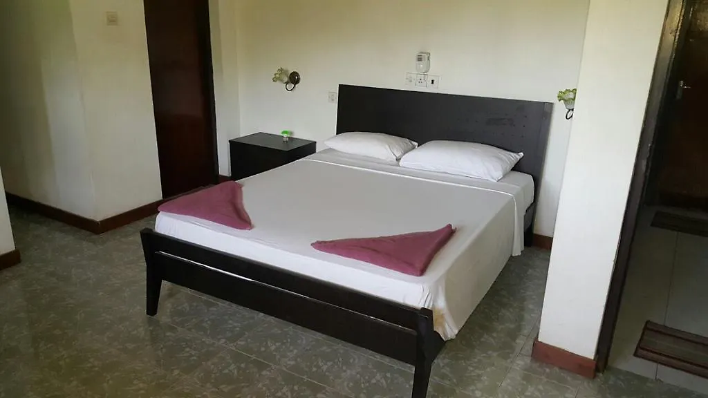 Green Village Negombo
